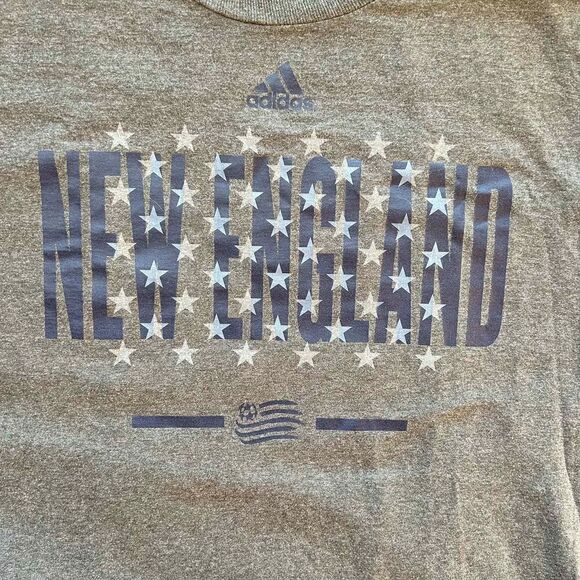 NWOT Adult Large Adidas Go-To Tee SS TShirt - Picture 3 of 5